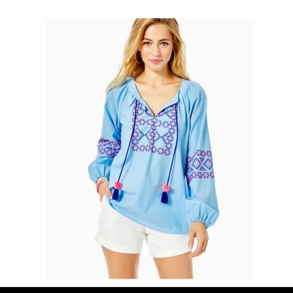 Lilly Pulitzer Cecile Zanzibar Blue Embroidered Long Sleeve Tunic Top Medium NWT - Picture 2 of 8